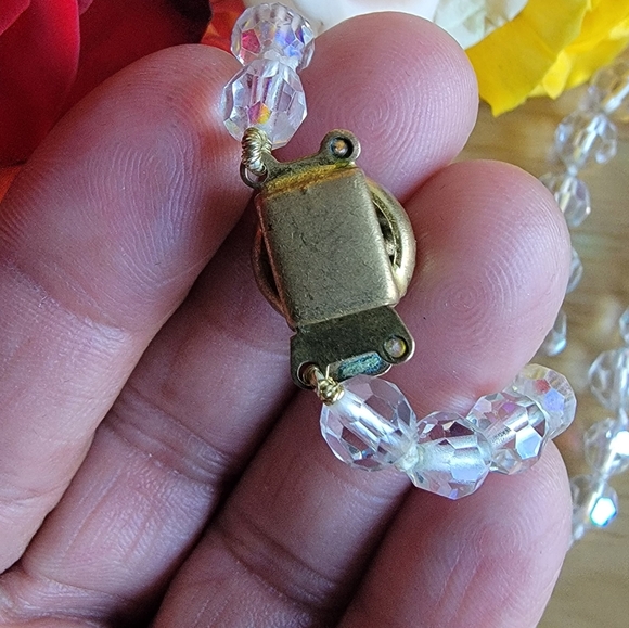 Vintage Aurora Borealis Necklace - Picture 3 of 6